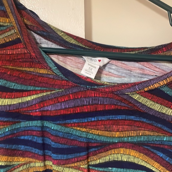 Intro multi color top - Picture 2 of 2